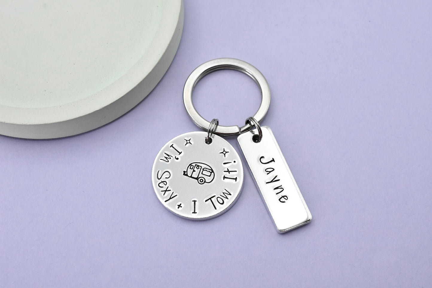 I'm Sexy + I Tow It • Personalised Keyring • Caravan Owner Gift • Towing Van Keychain • Funny Gift • Caravan Club