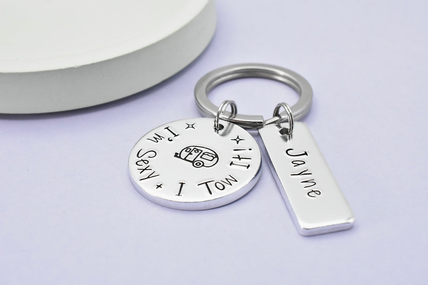 I'm Sexy + I Tow It • Personalised Keyring • Caravan Owner Gift • Towing Van Keychain • Funny Gift • Caravan Club