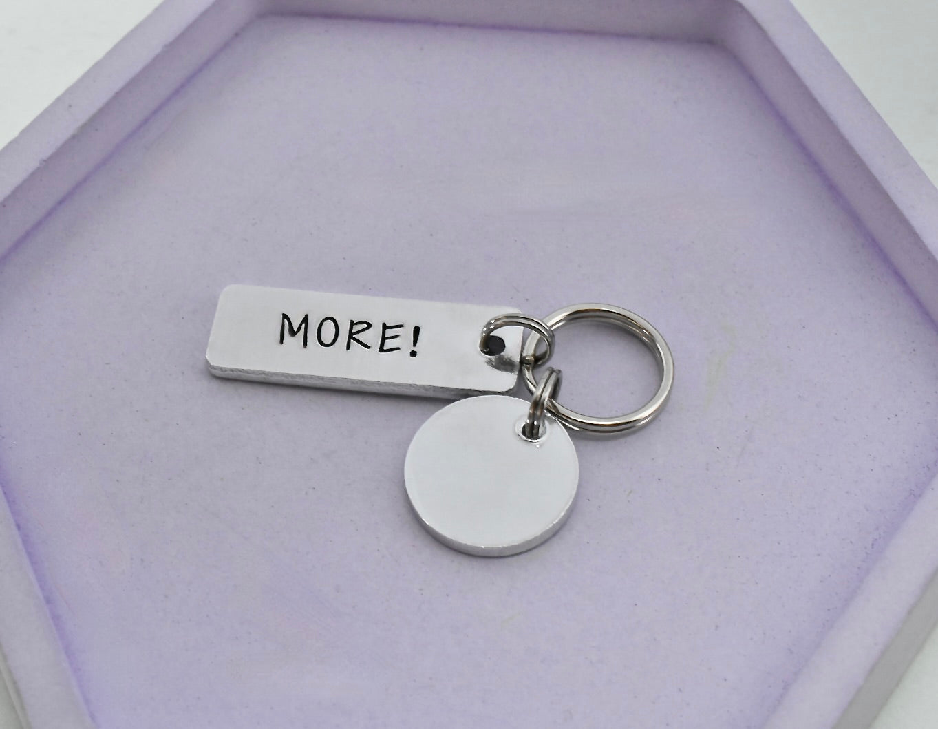 Personalised "I Love You More" Keychain: Discreet Romantic Gift