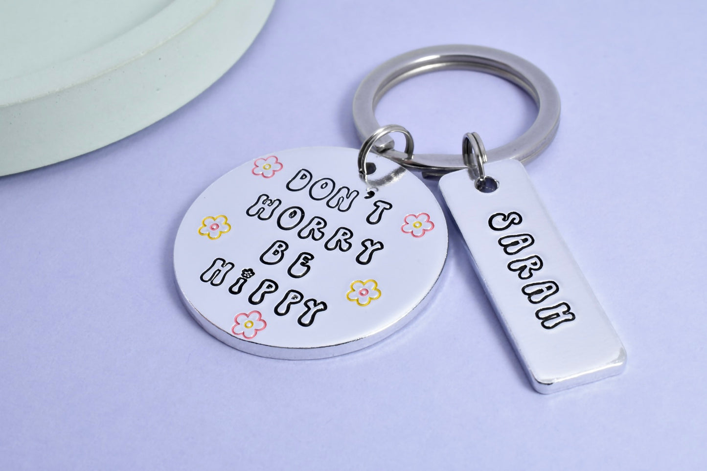 Personalised Don't Worry Be Hippie Keyring • Hippy Key Ring • Fan of the 60's • Cute Retro Gift • Boho Keychain • Hippie Vibes Gift