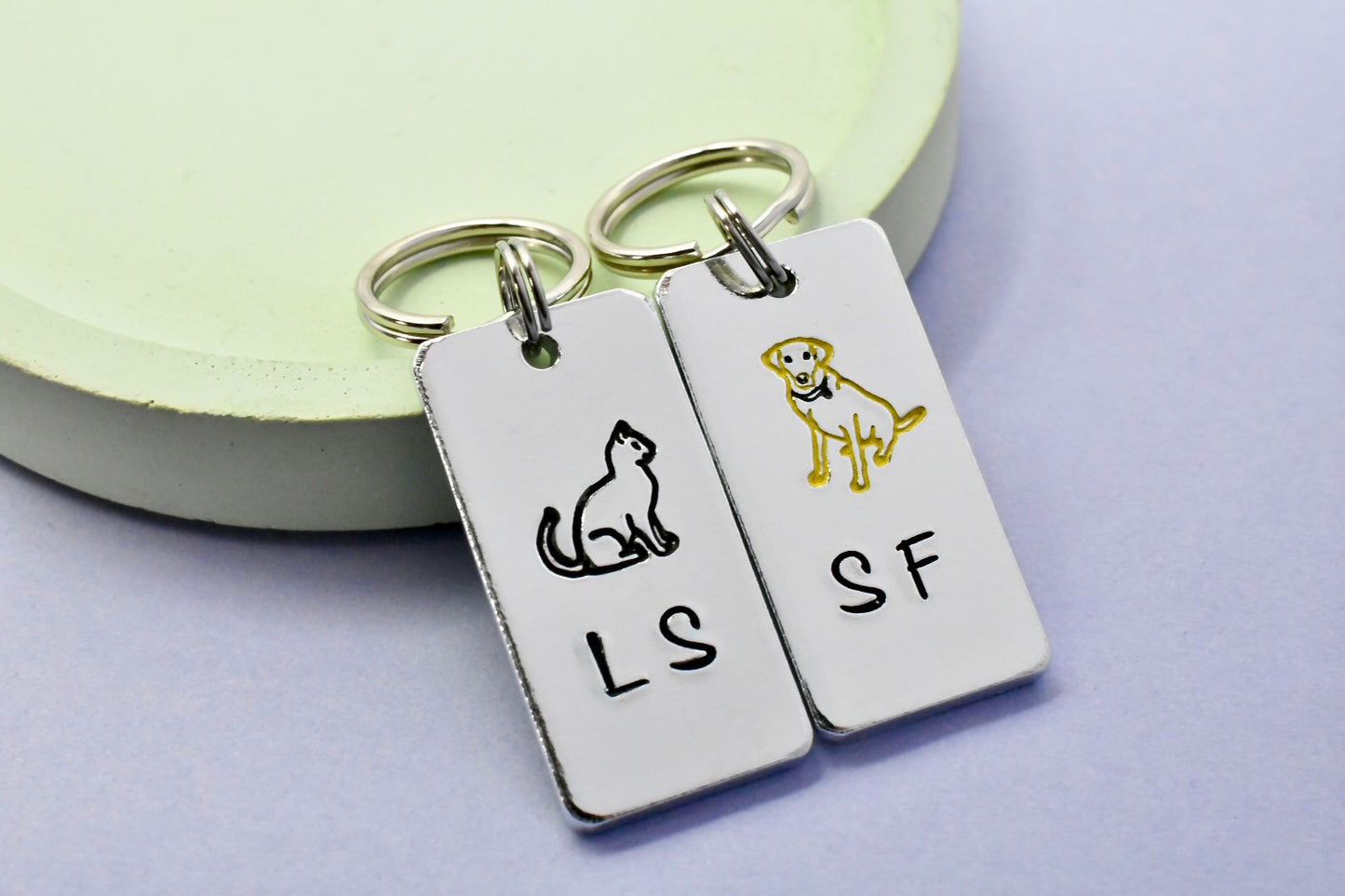 Personalised Black Cat vs Golden Retriever Keyring Set • Gift For Couples • Golden Retriever Boyfriend • Black Cat Girlfriend • BFF Gift