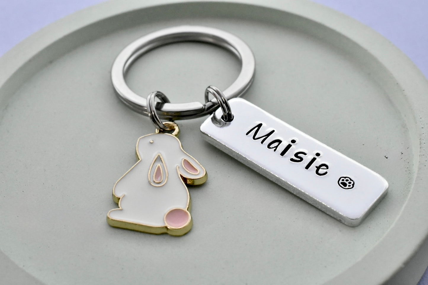 Personalised Bunny Keyring • White Rabbit Shaped Keyring • Pet Remembrance Keepsake • Pet Name • Rabbit Owner Gift • Stocking Filler