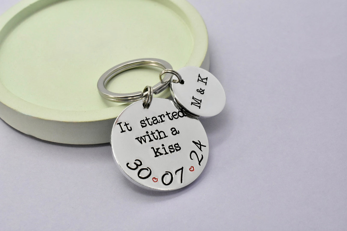 Personalised It Started With a Kiss Keyring | Couples Anniversary Gift
