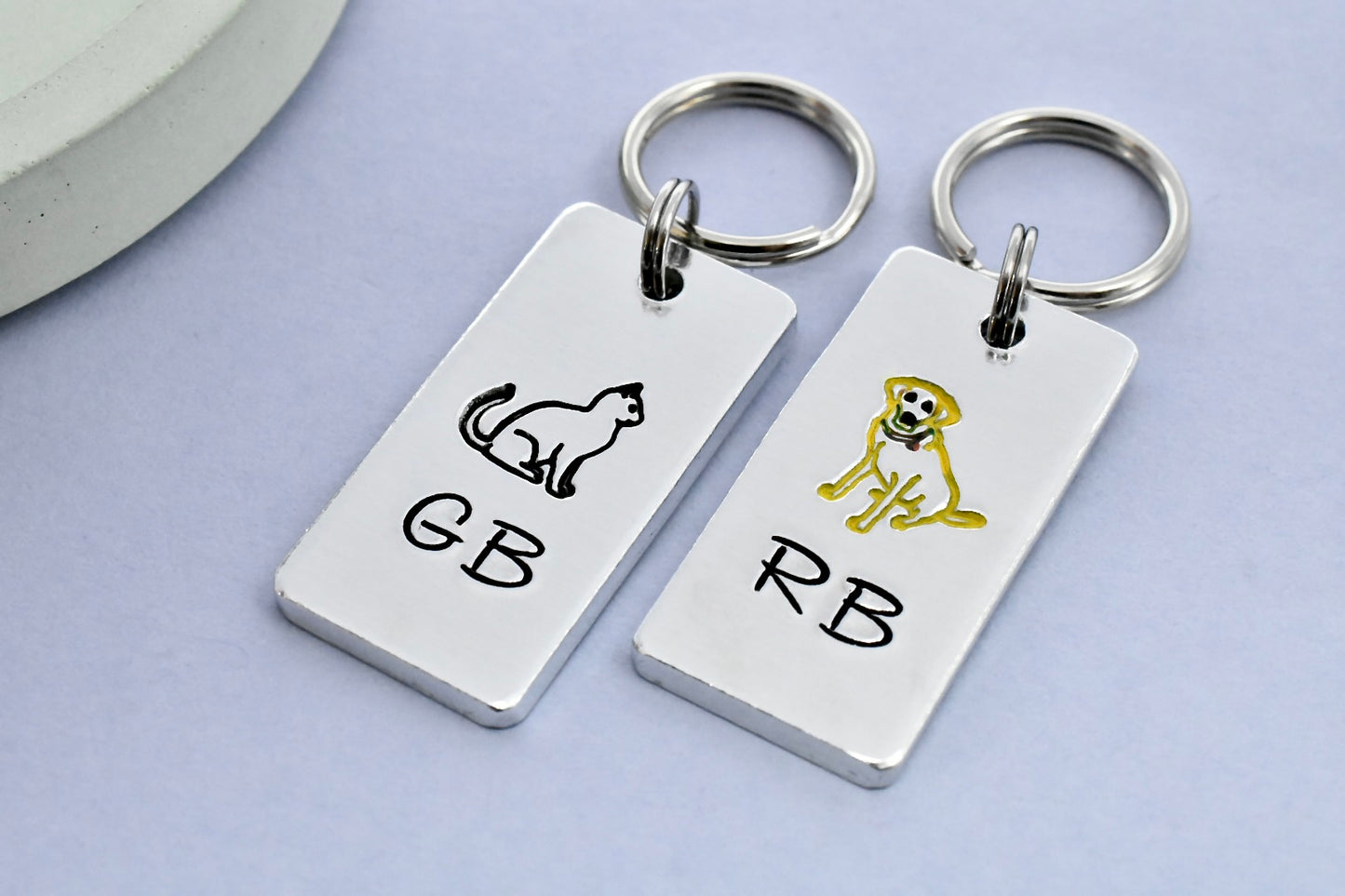 Personalised Black Cat vs Golden Retriever Keyring Set • Gift For Couples • Golden Retriever Boyfriend • Black Cat Girlfriend • BFF Gift