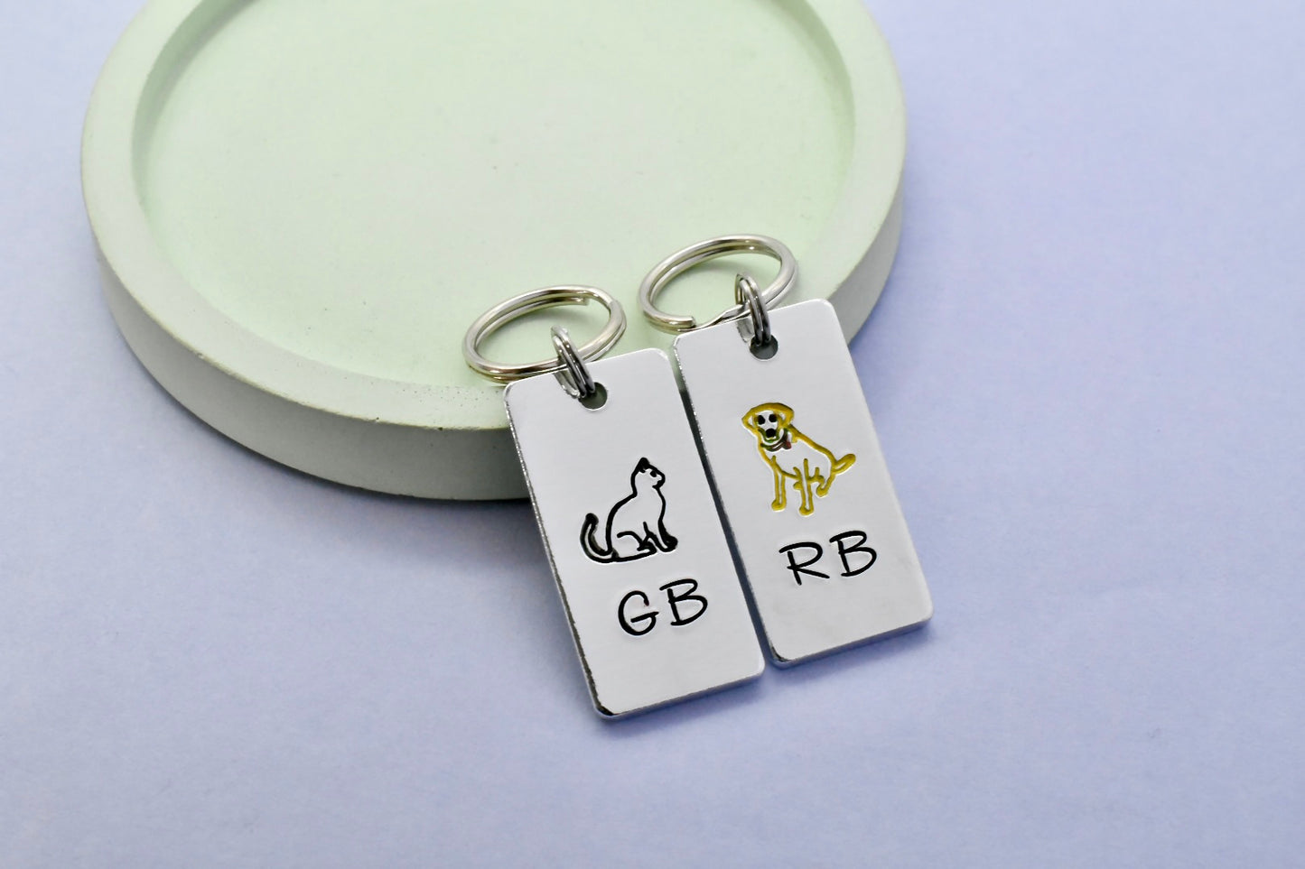 Personalised Black Cat vs Golden Retriever Keyring Set • Gift For Couples • Golden Retriever Boyfriend • Black Cat Girlfriend • BFF Gift