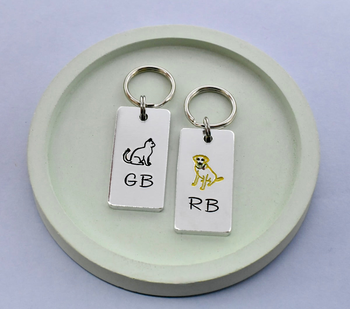 Personalised Black Cat vs Golden Retriever Keyring Set • Gift For Couples • Golden Retriever Boyfriend • Black Cat Girlfriend • BFF Gift